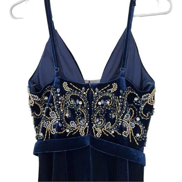 NWOT Betsy & Adam | Velvet Navy Embellished Strappy Evening Gown 4 - Picture 7 of 11